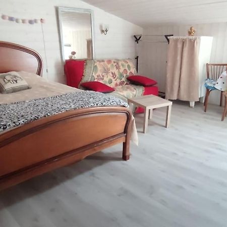 Studio Propre Et Cosy Le Mesnil-en-Vallee Exterior photo